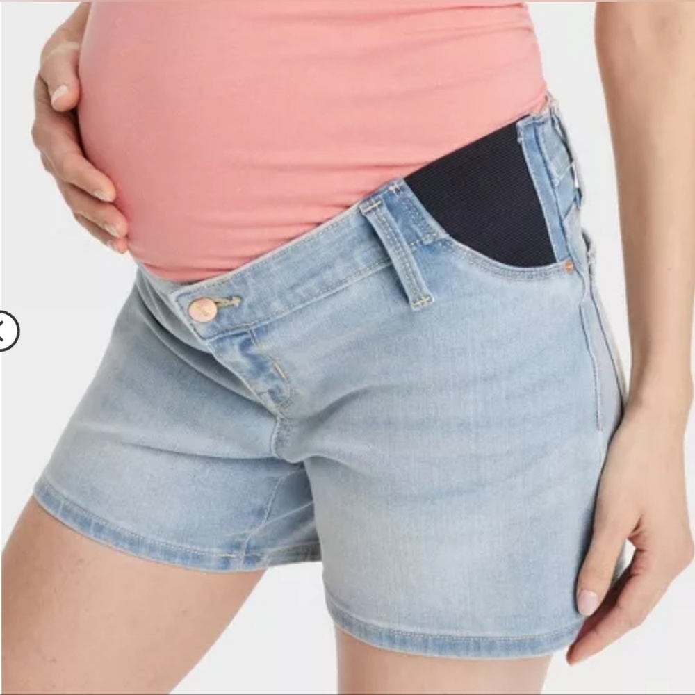 ISABEL MATERNITY By Ingrid & Isabel Under Belly Blue Jean Shorts. Size: 14. NWT
